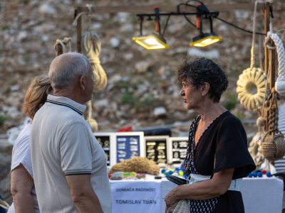 Dvije sjajne glazbene večeri oduševile kostrensku publiku